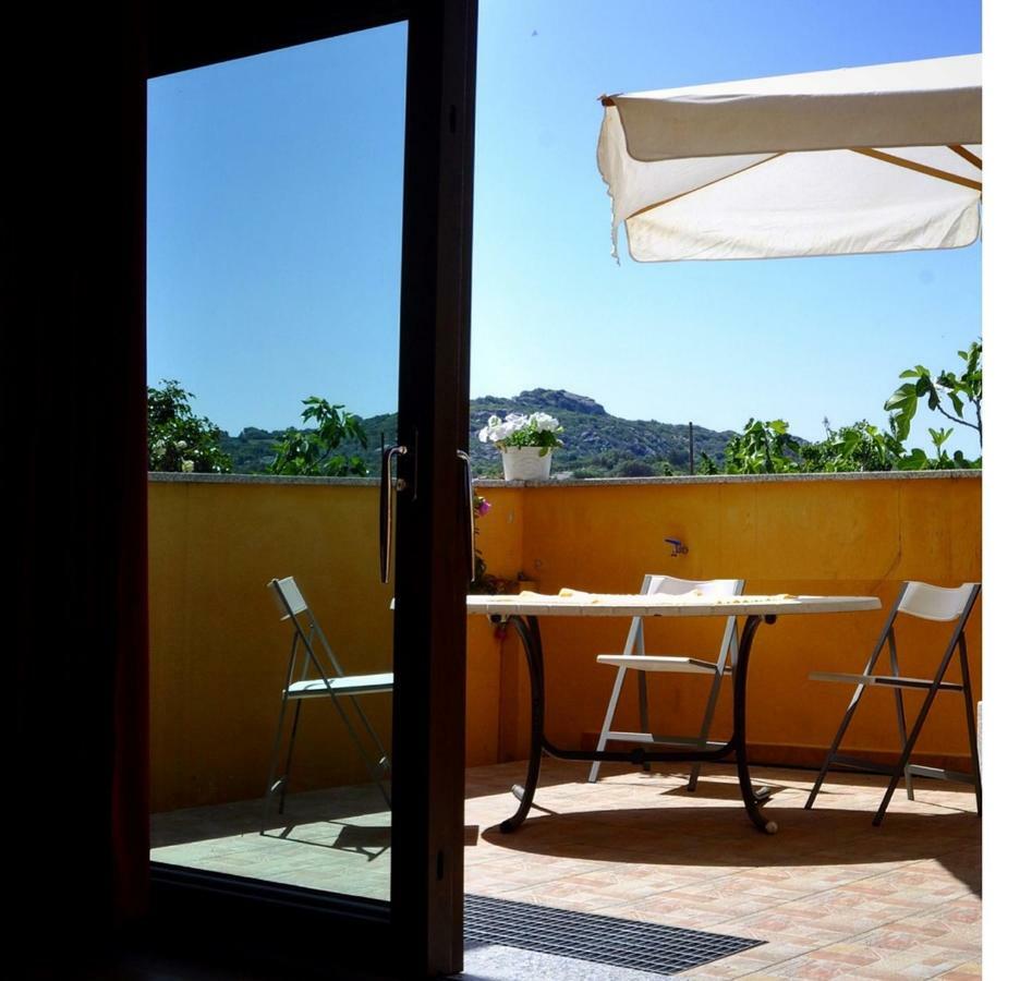 Casa Duminicheddha, Mare E Relax In Gallura Bassacutena Luaran gambar